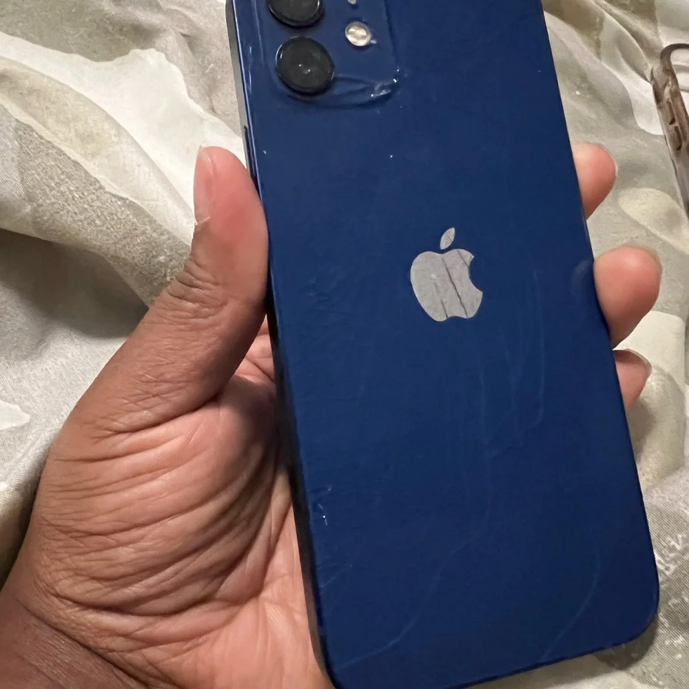 COPY - iPhone 12 - Picture 2 of 2